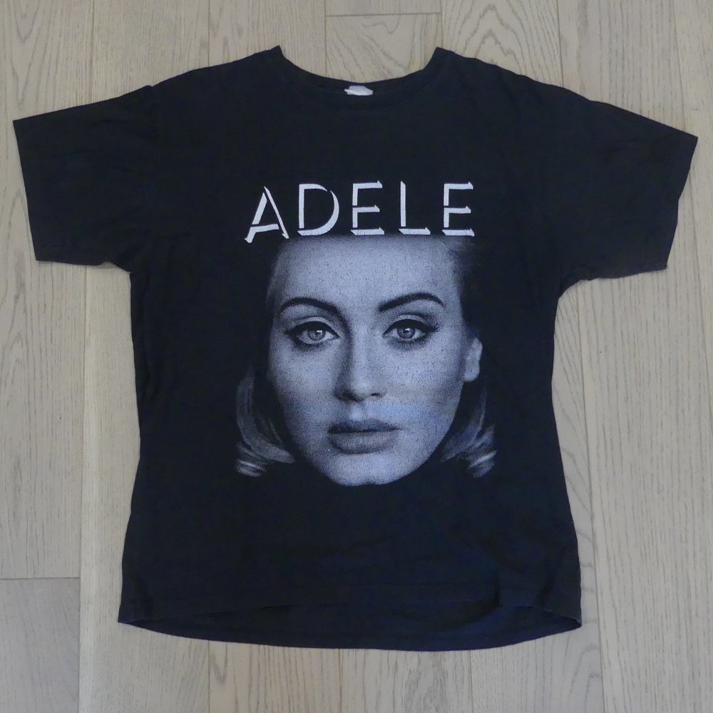 Adele Live 2016 Tour Black Medium T-Shirt